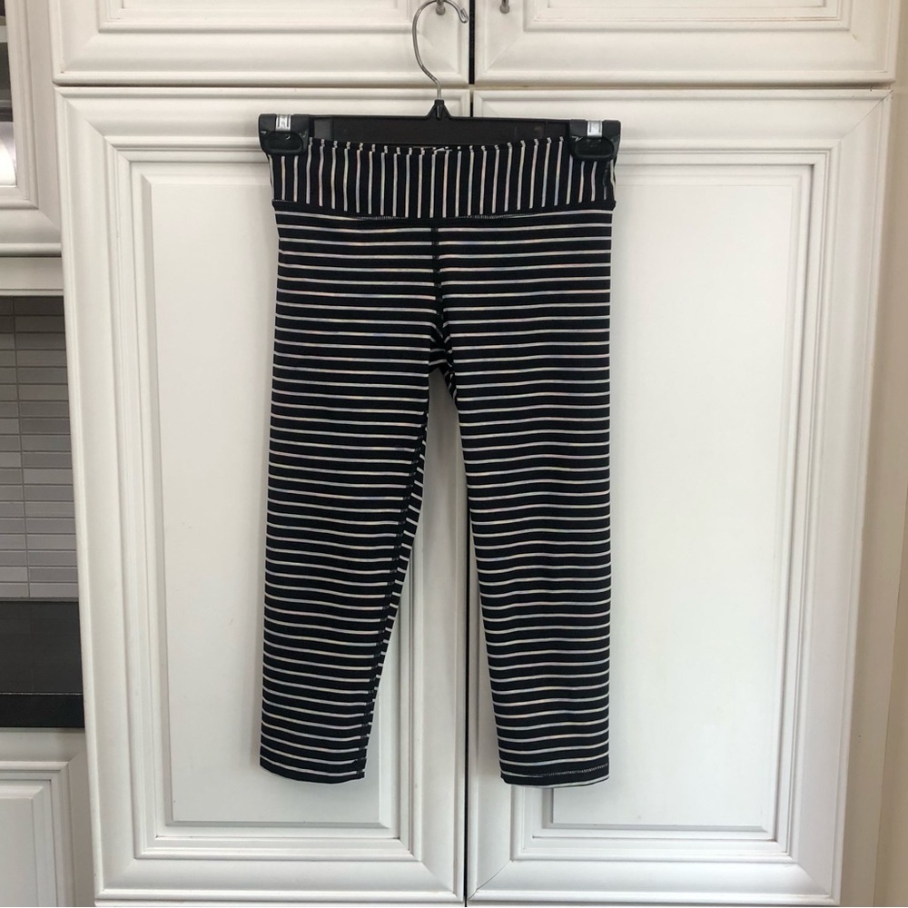 EUC Ivivva by Lululemon girls crop leggings